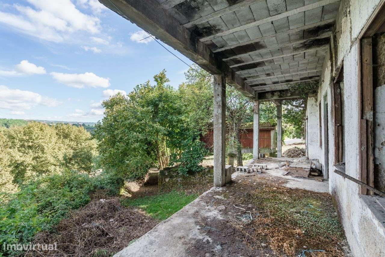Moradia para restauro em quinta com 1.35Ha - Borbelinha, Adoufe-8