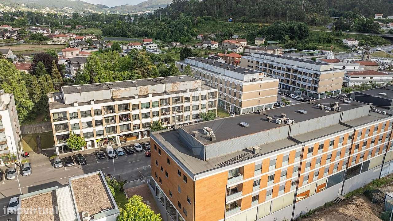 Apartamento T3 situado em Celeirós-25