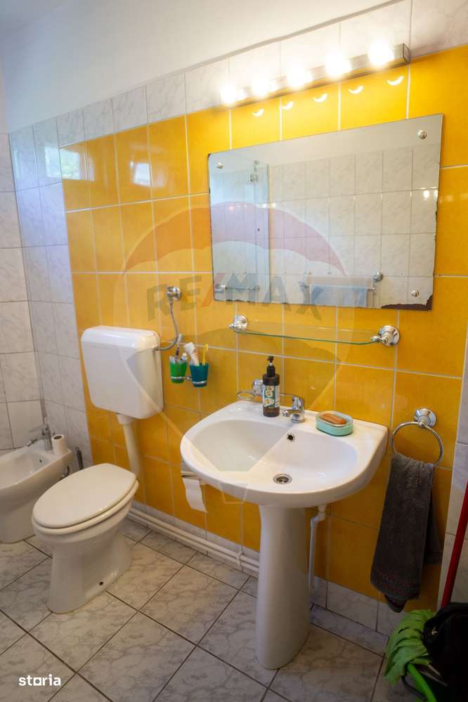 Vila multifunctionala de vanzare, Soseaua Slaj-11