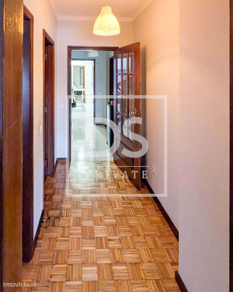 Apartamento T2 c/ Lugar de Garagem-13