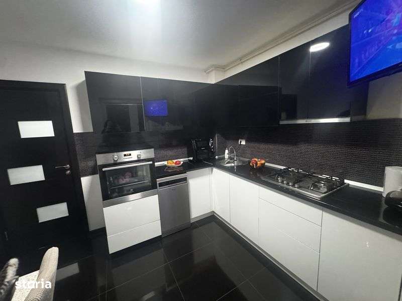 Apartament 2 camere de vanzare