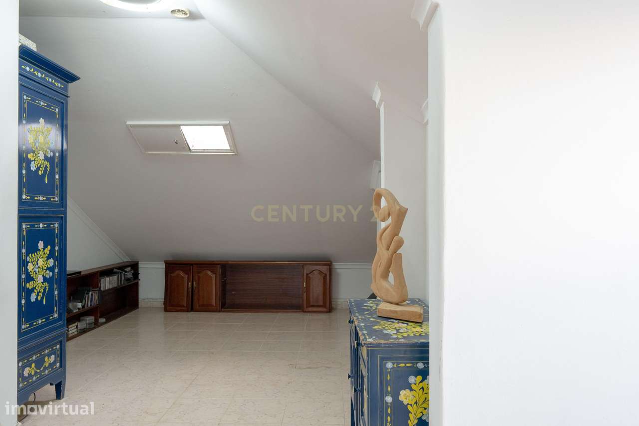 Espetacular Moradia T7 em Olhalvo, Alenquer-11