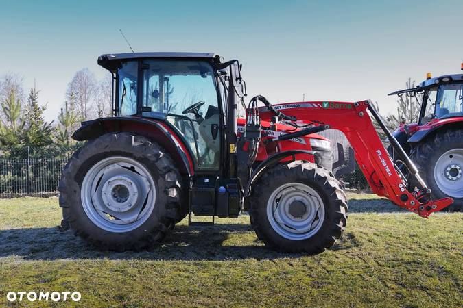 Massey Ferguson 5709M - 4