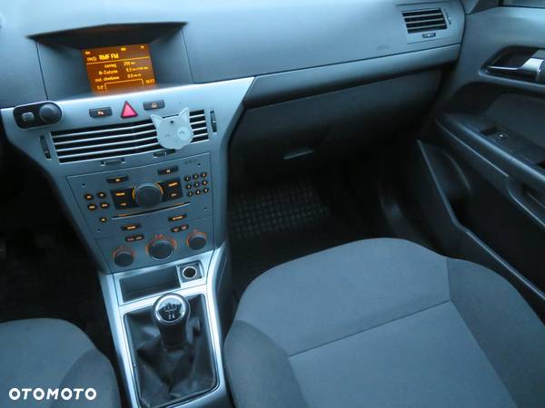 Opel Astra III 1.6 - 14
