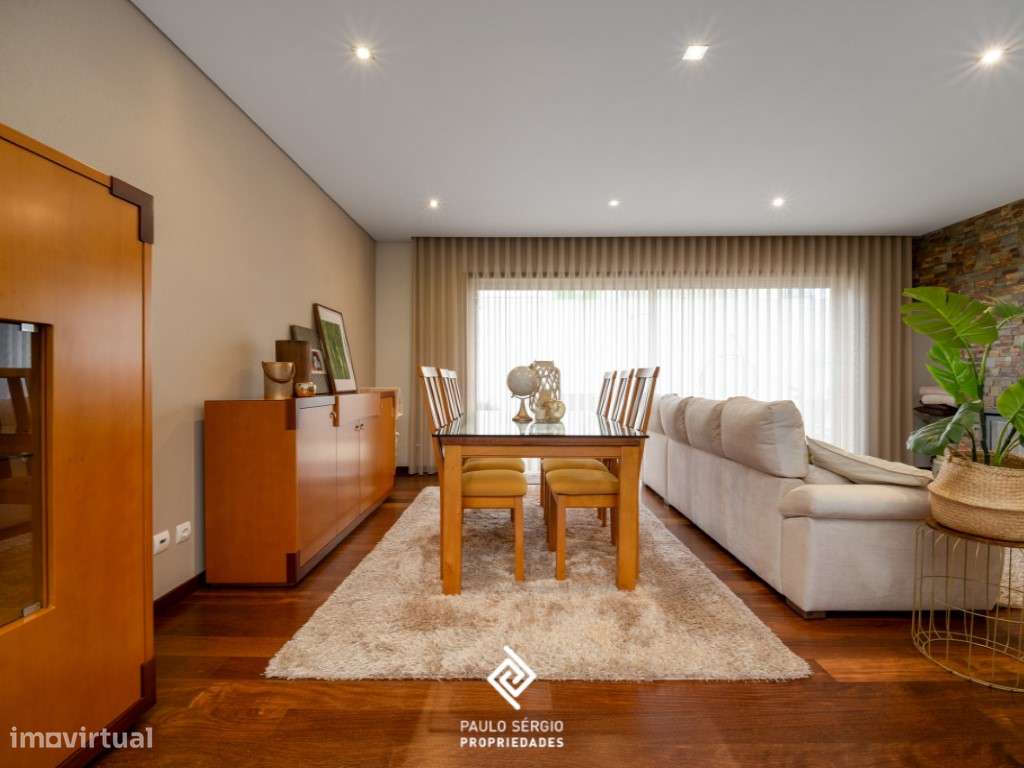 Moradia T3 em Oliveira do Douro, Vila Nova de Gaia-5