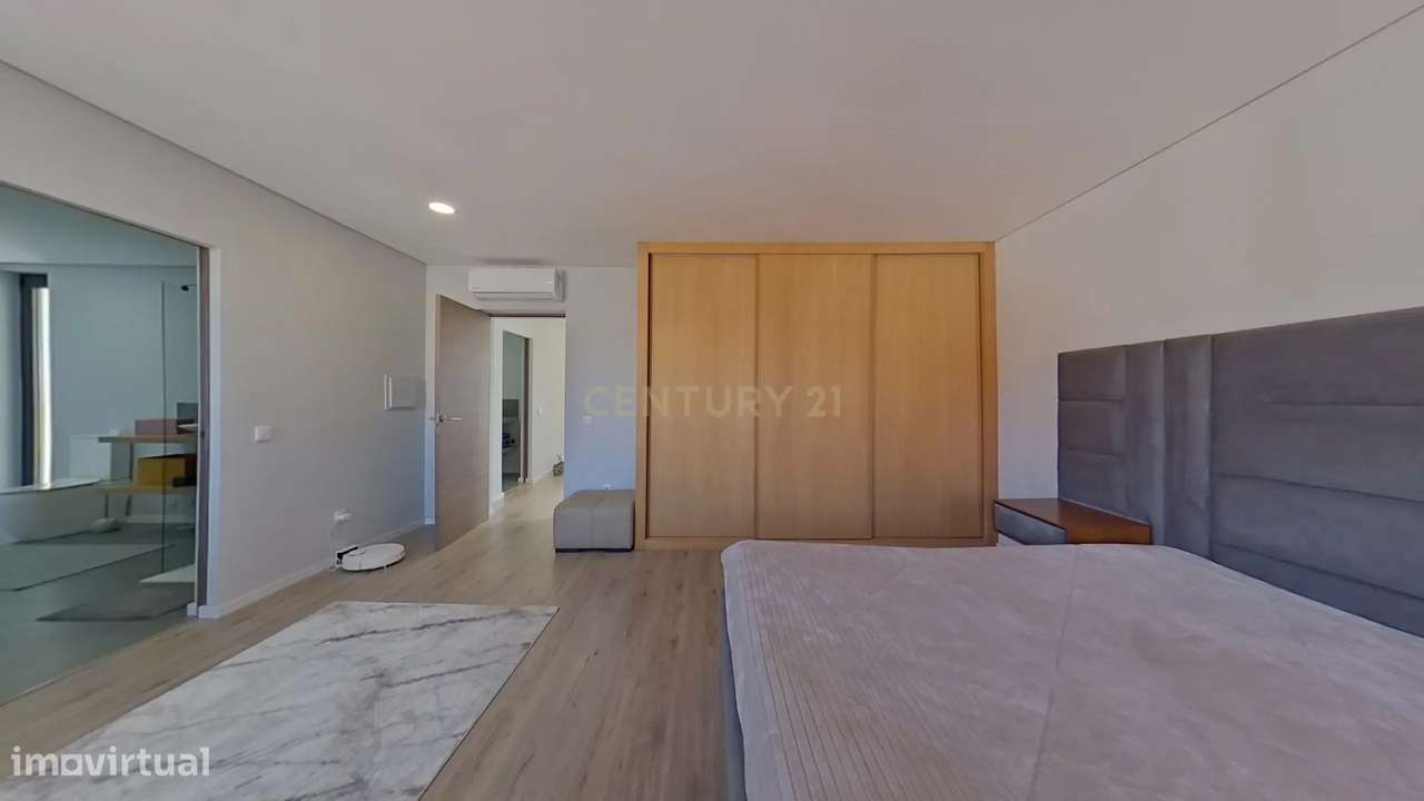 Moradia T3+1 com Amplas Áreas Exteriores | Rio Tinto-28