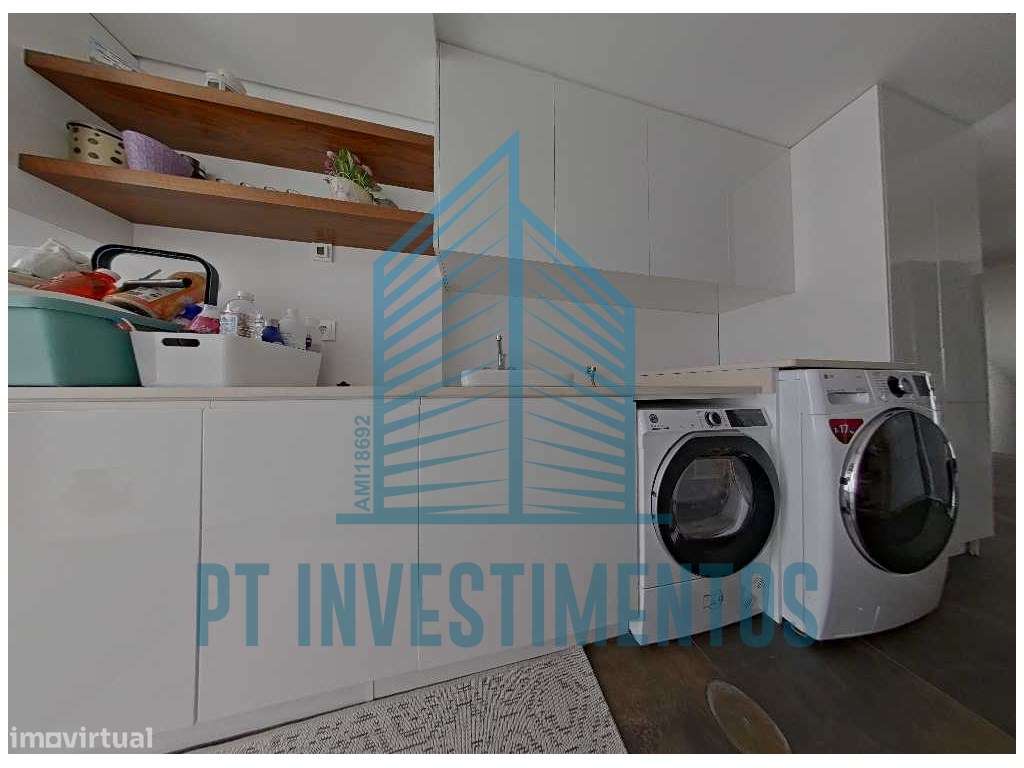 Moradia semi-nova T5+1 em Santa Joana - Aveiro-13