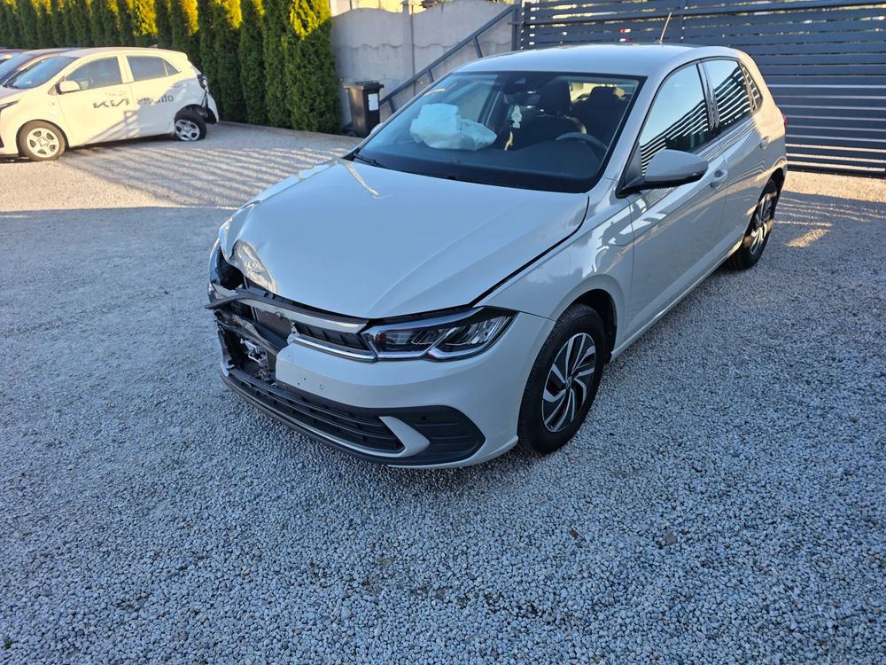 Volkswagen Polo VI 1.0 TSI Comfortline DSG 2024