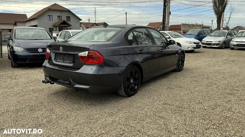 BMW Seria 3 - 30