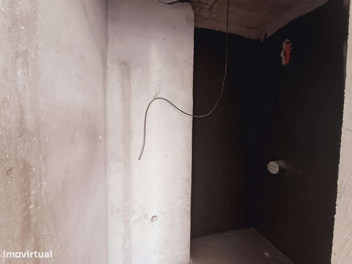 Apartamento T2 Novo de Luxo com garagem em Almancil-14