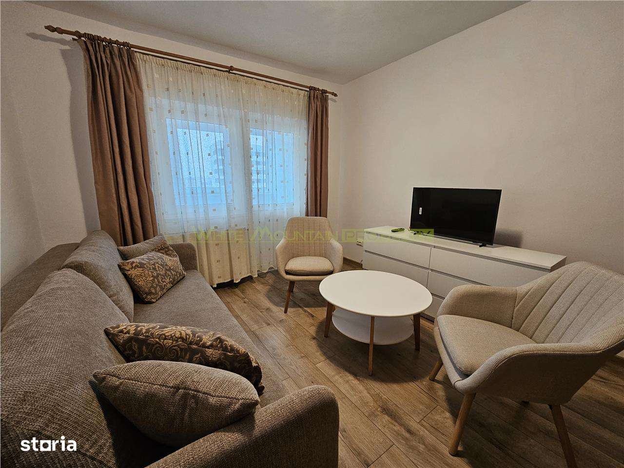 Garsoniera spatioasa de inchiriat in Racadau - Imagine principală: 5/20