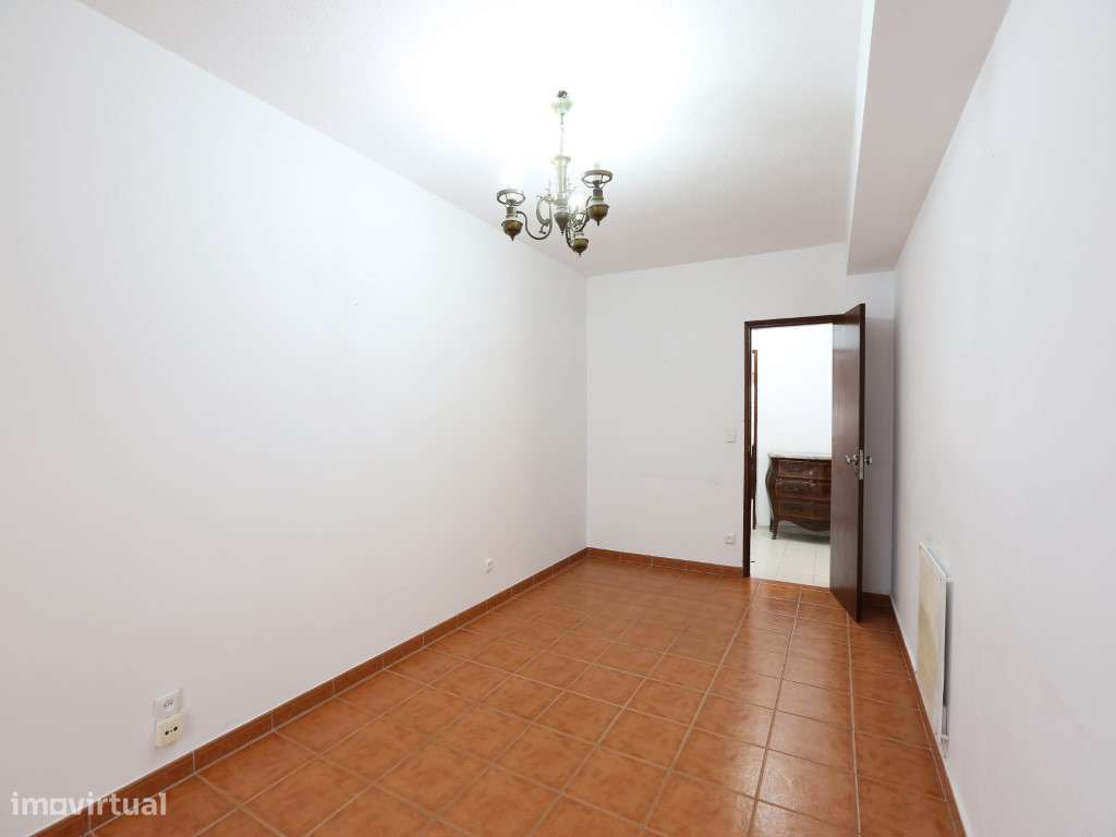 Apartamento T2 com terraço a dois passos da praia, no centro da Nazaré-15