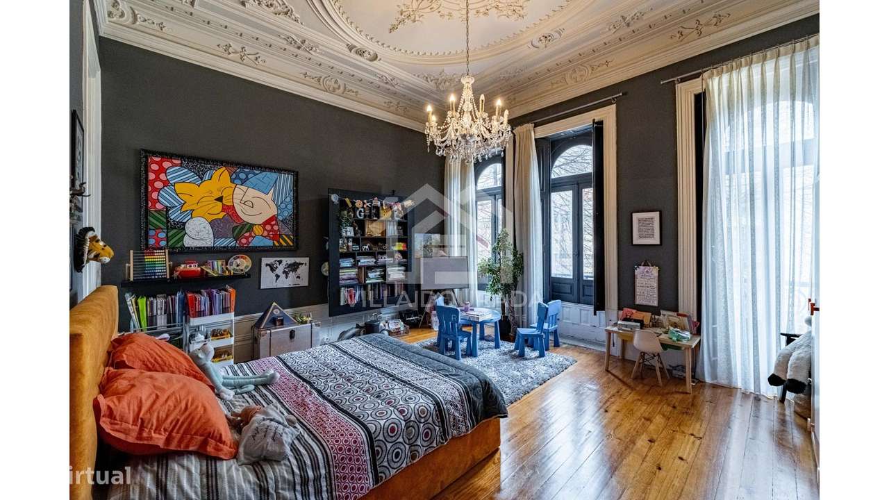 Palacete de prestígio T6 em Bonfim-22