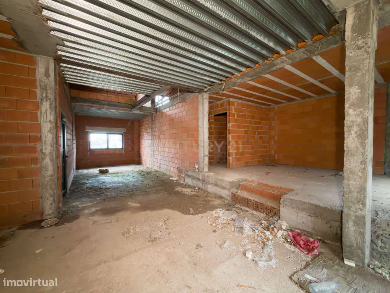 Moradia T4 em construção na cidade de Bragança - Grande imagem: 4/22