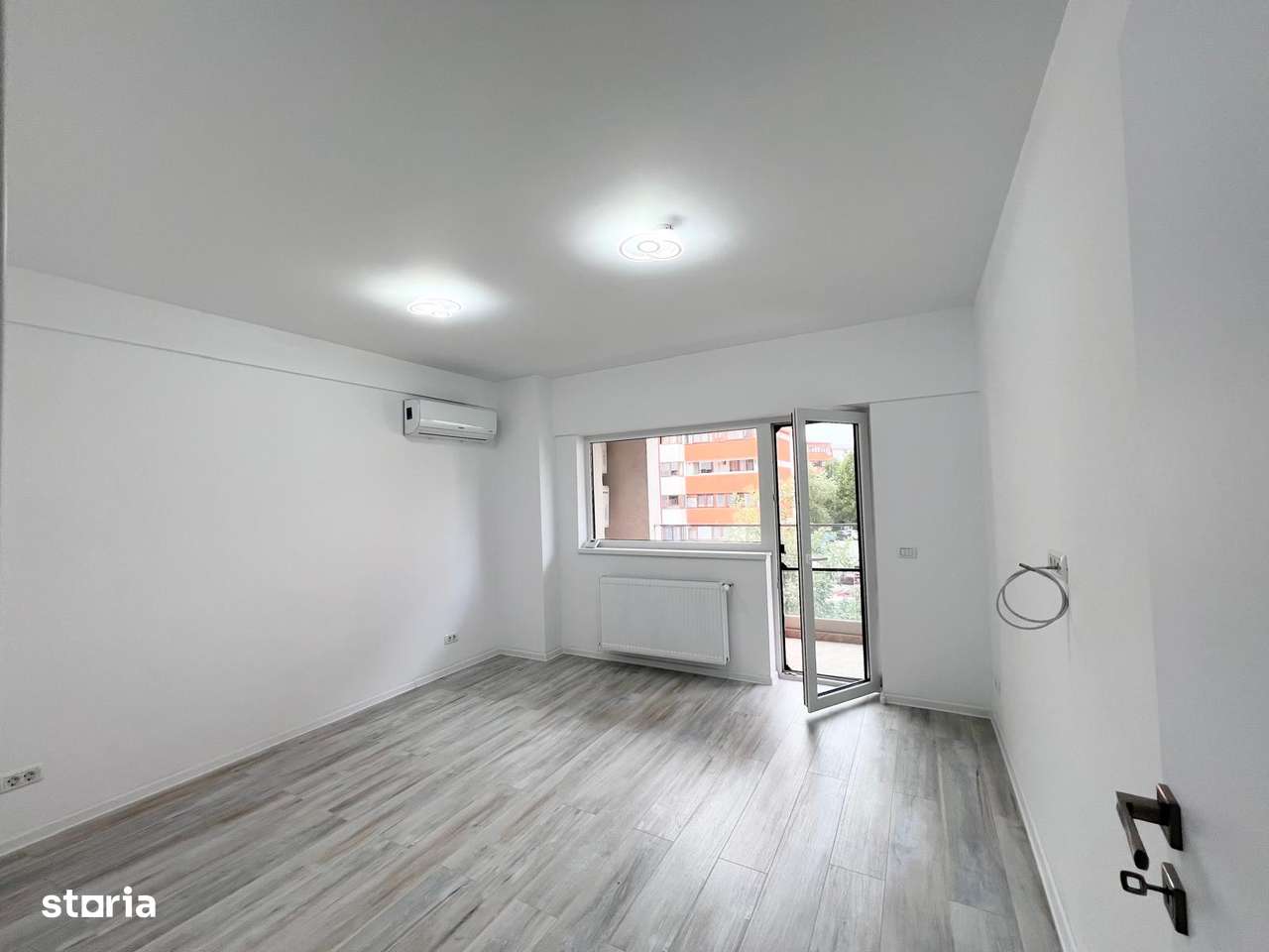 Chirie mai multe spatii pentru birouri drumul fermei nr110 61mp - Imagine principală: 4/10