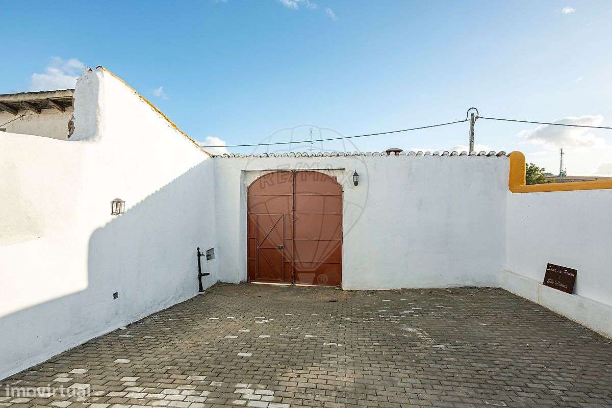 Moradia T4 para venda-24