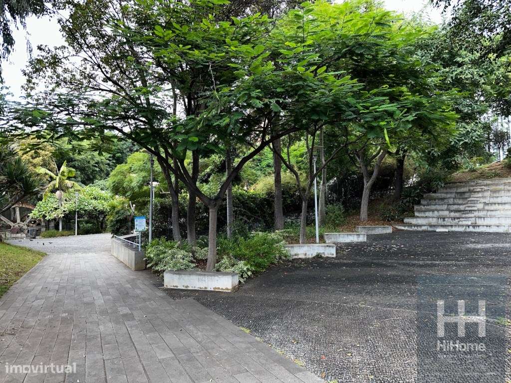 Apartamento T2 no Edificio Hinton, Santa Luzia - Funchal, Madeira-11