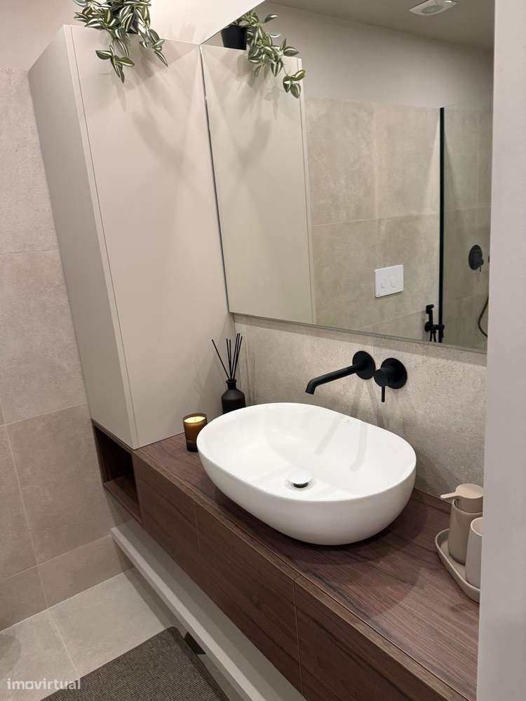 Apartamento T1 novo em condomínio fechado com piscina-12