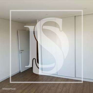 Apartamento T4 Novo Boa vista-8