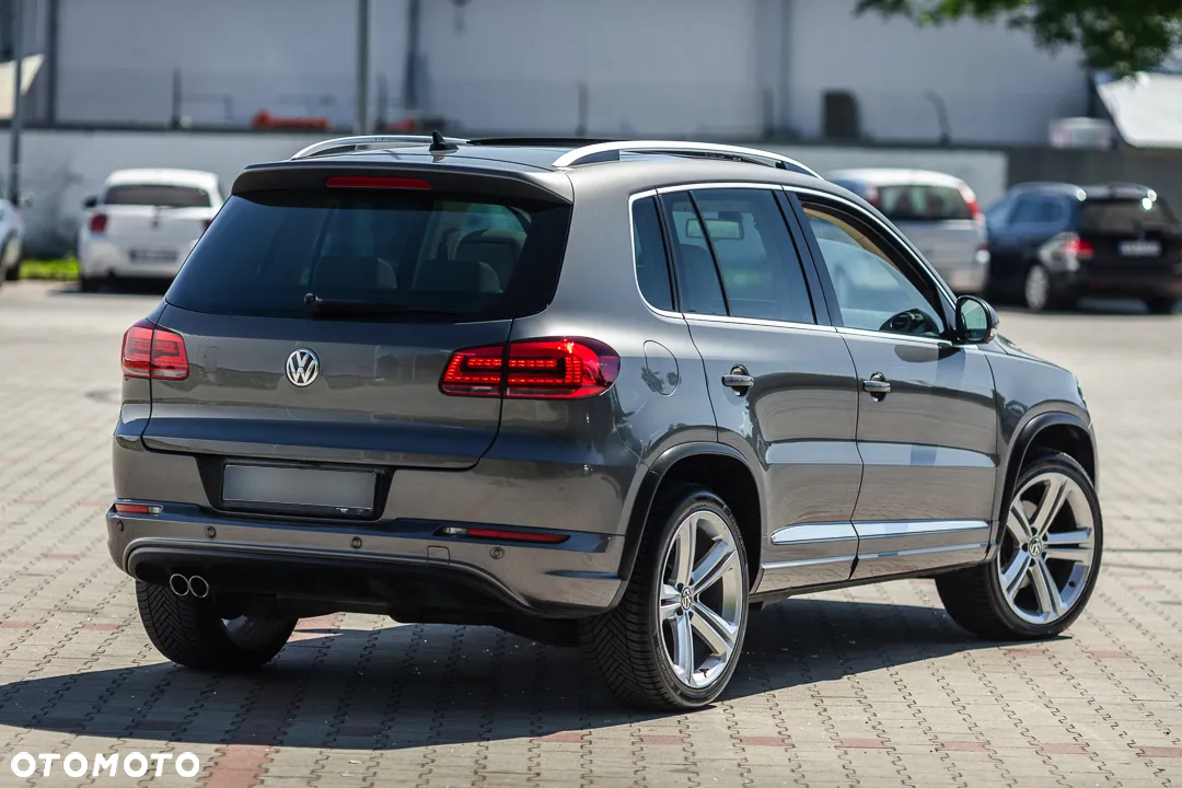 Volkswagen Tiguan 2.0 TDI 4Mot Perfectline R-Style DSG - 14