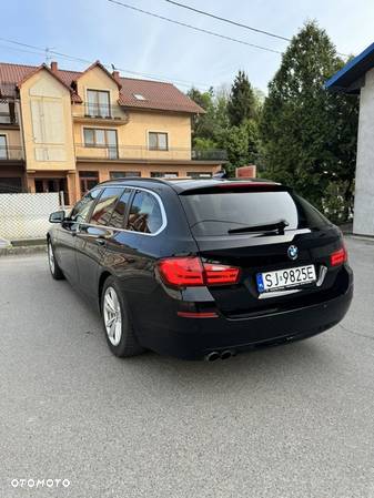 BMW Seria 5 520d Touring Luxury Line - 14