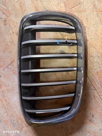 BMW X1 F48 GRILL ATRAPA NERKA PRAWA 7354824 - 1