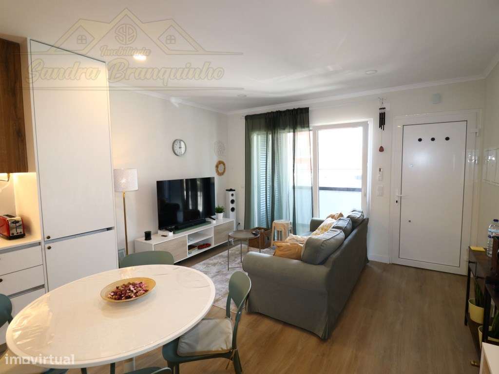 Moradia T1 a 3min da praia TOTALMENTE RENOVADA(novo)-12