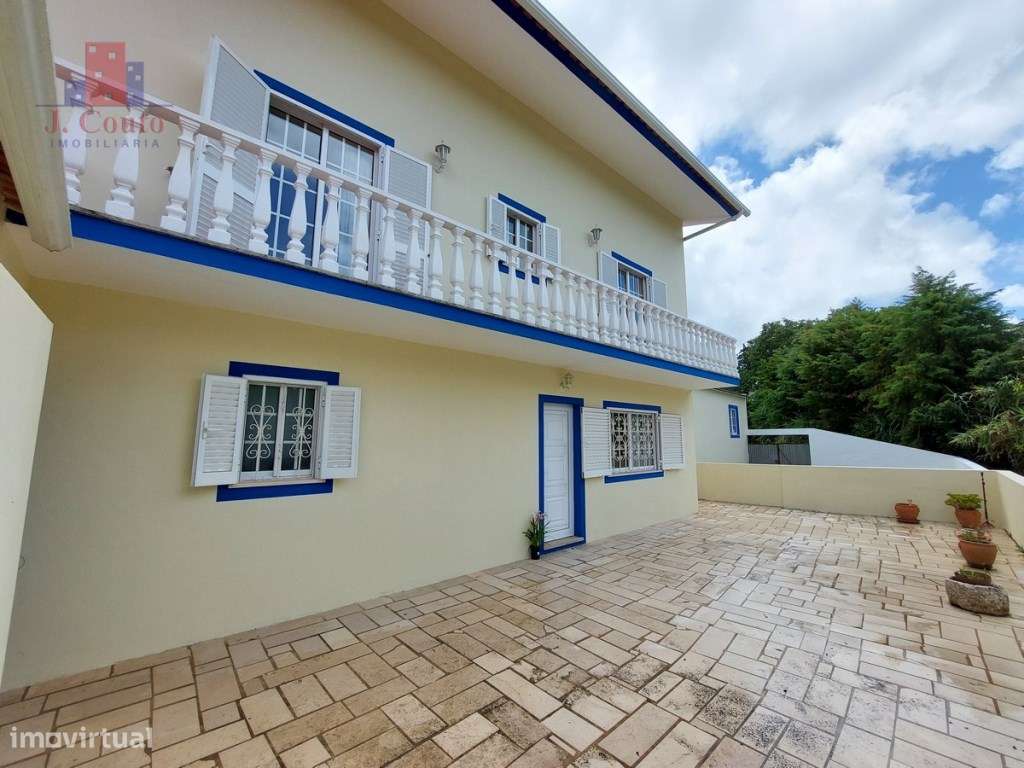 Quintinha com 14.000m2 de terreno com mina de água e árvores de fruto.-7