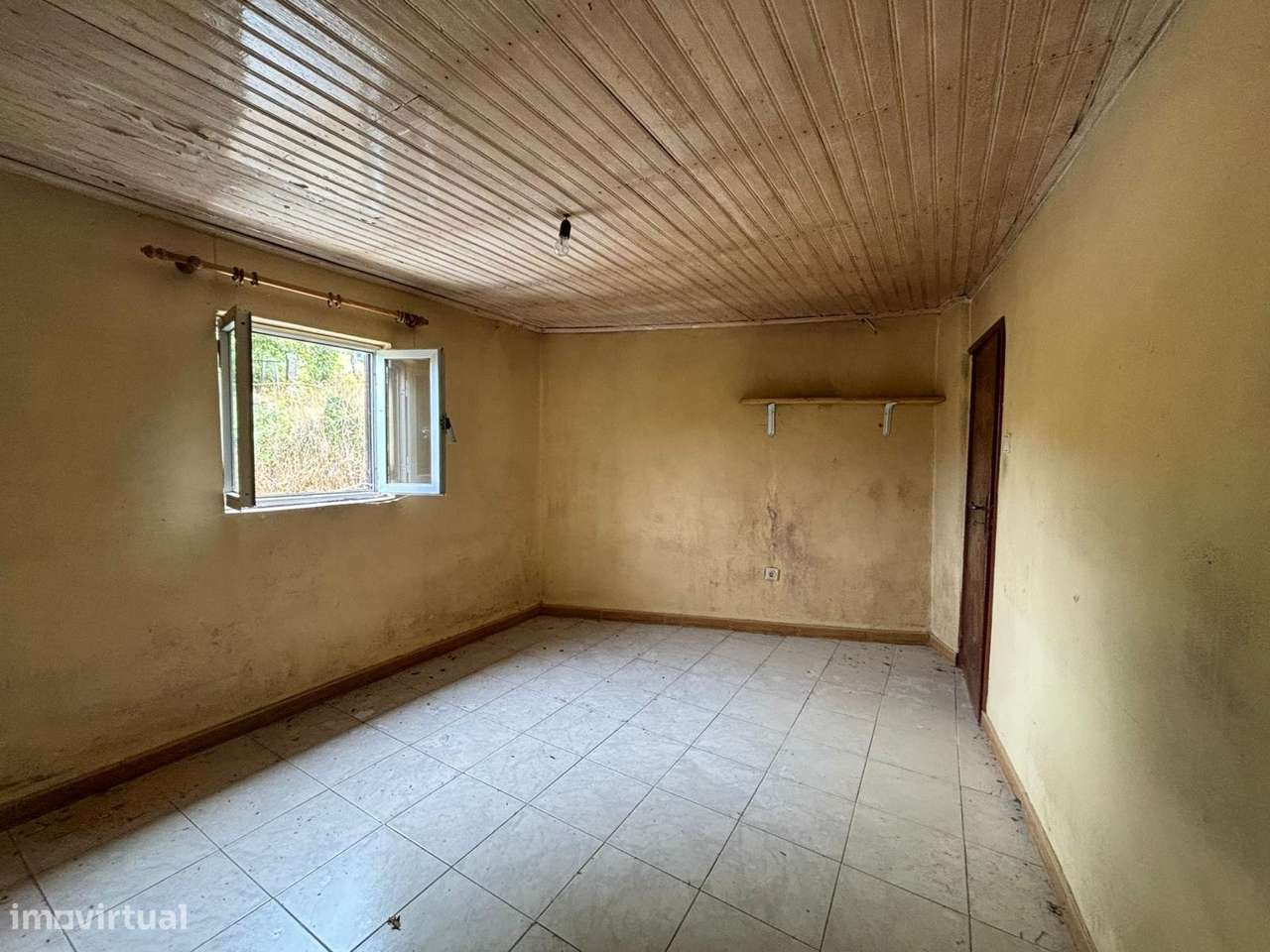 Moradia para Restaurar T1 Venda em Grade e Carralcova,Arcos de Valdeve-9