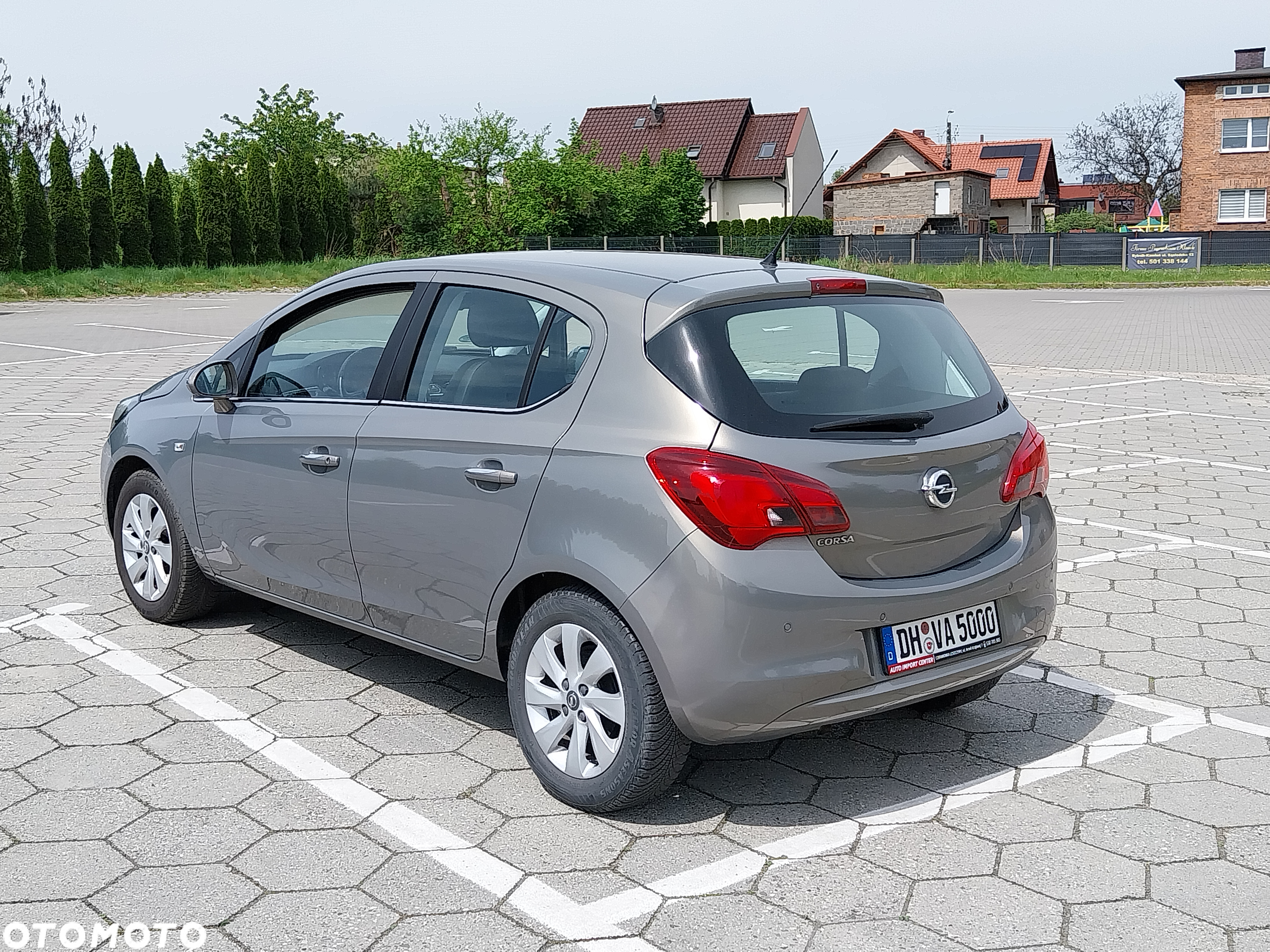 Opel Corsa 1.4 Innovation - 17