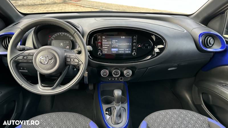 Toyota Aygo X 1.0l CVT Dynamic - 8