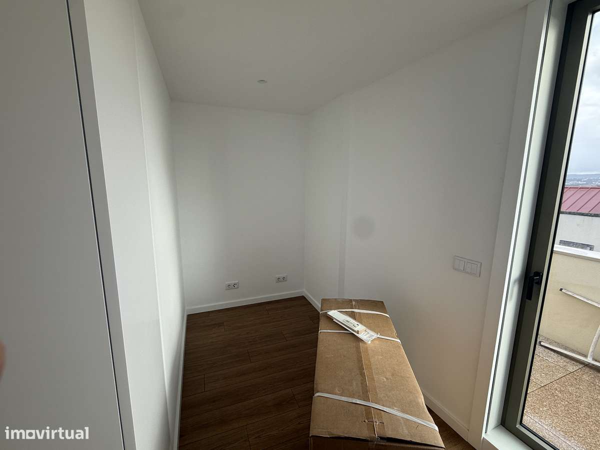 T2+1 Último andar piso único-17