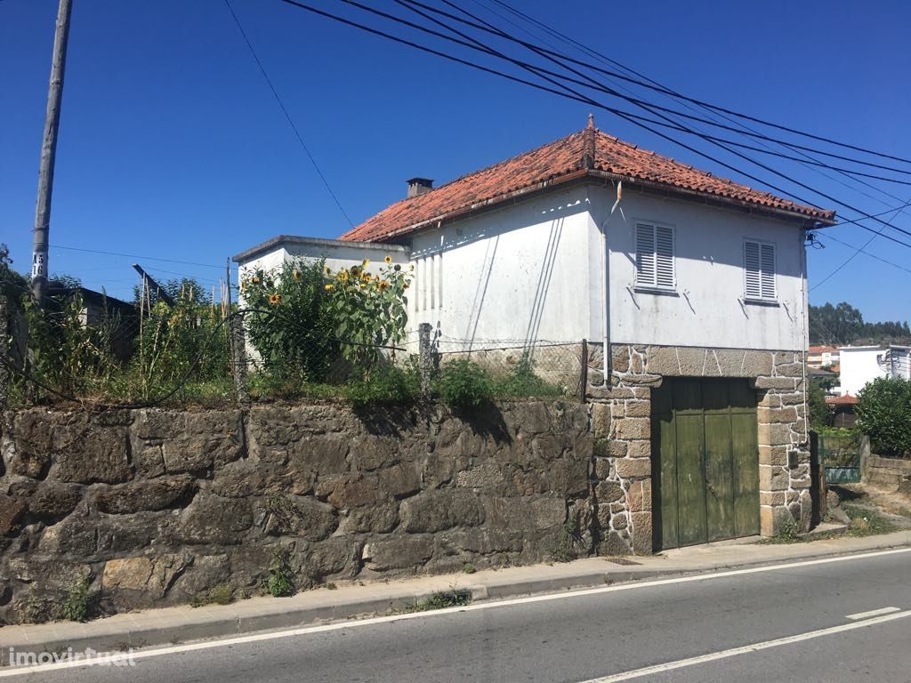 Moradia T2 para Remodelar - Penafiel