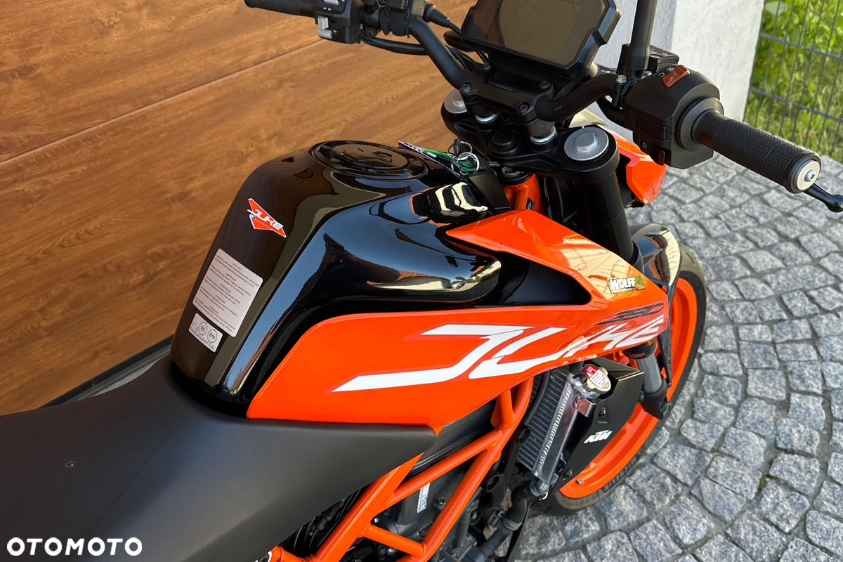 KTM Duke - 4