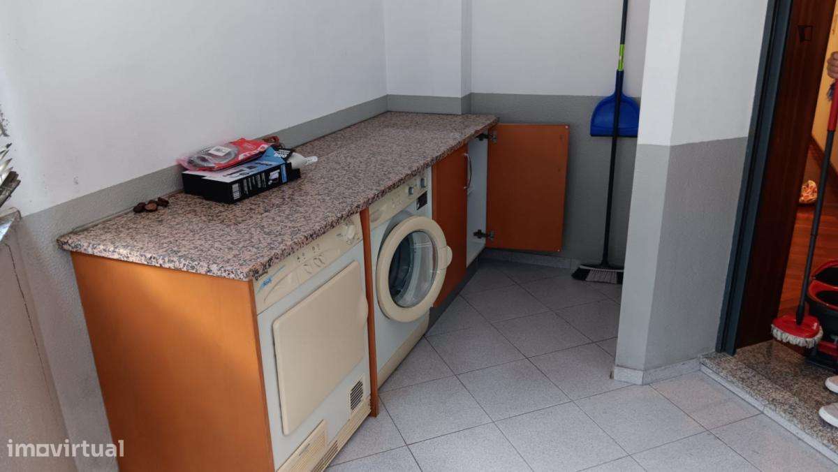 Apartamento com 4 quartos - localizado em Amarante - Grande imagem: 2/7