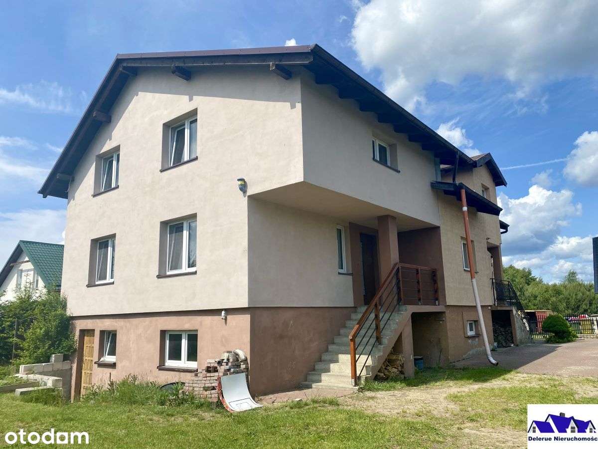 Duży dom wolnostojący wydzielone dwa mieszkania-8