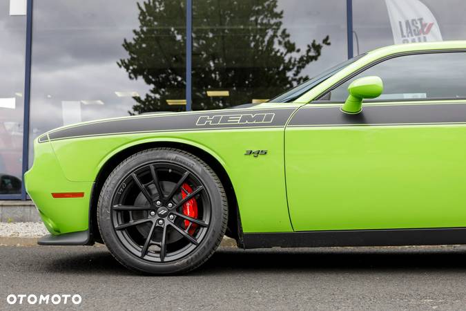 Dodge Challenger 5.7 R/T Shaker - 8