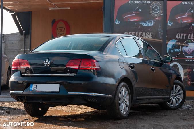 Volkswagen Passat 2.0 TDI BlueMotion Tehnology DSG Comfortline - 4