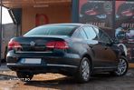 Volkswagen Passat 2.0 TDI BlueMotion Tehnology DSG Comfortline - 4