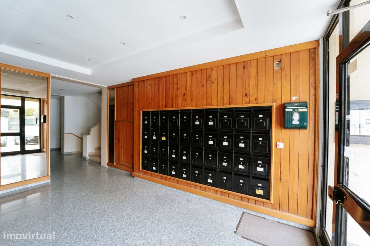 Apartamento T2 totalmente renovado, vista mar-5