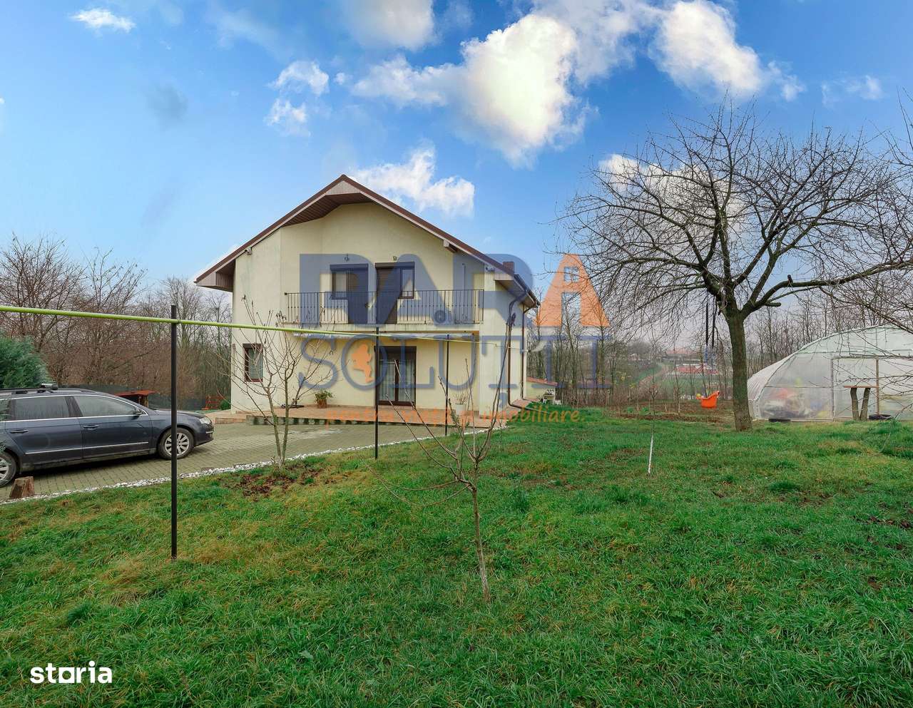 Casă cu 3 dormitoare și 2600 mp teren - Imagine principală: 2/20