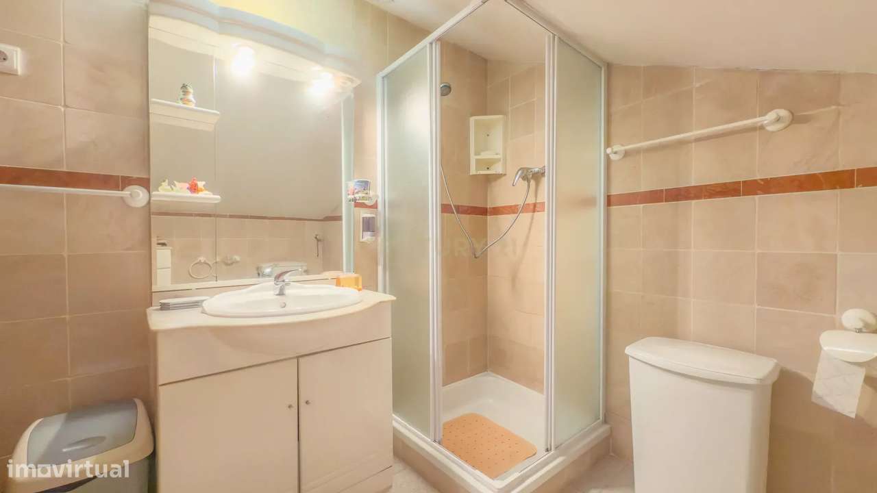 Oportunidade chegou ao Cartaxo!! Prédio Total com possibilidade de se - Grande imagem: 4/60