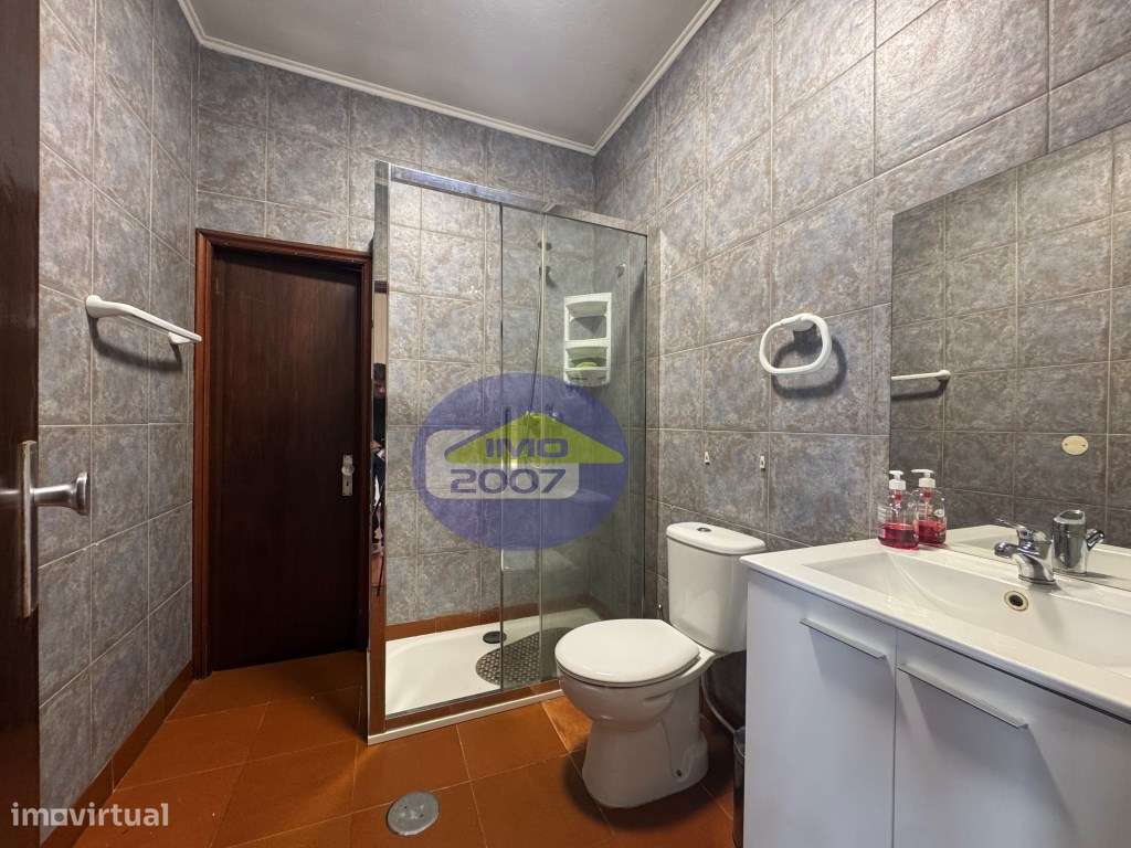Moradia Térrea em Grijó-20