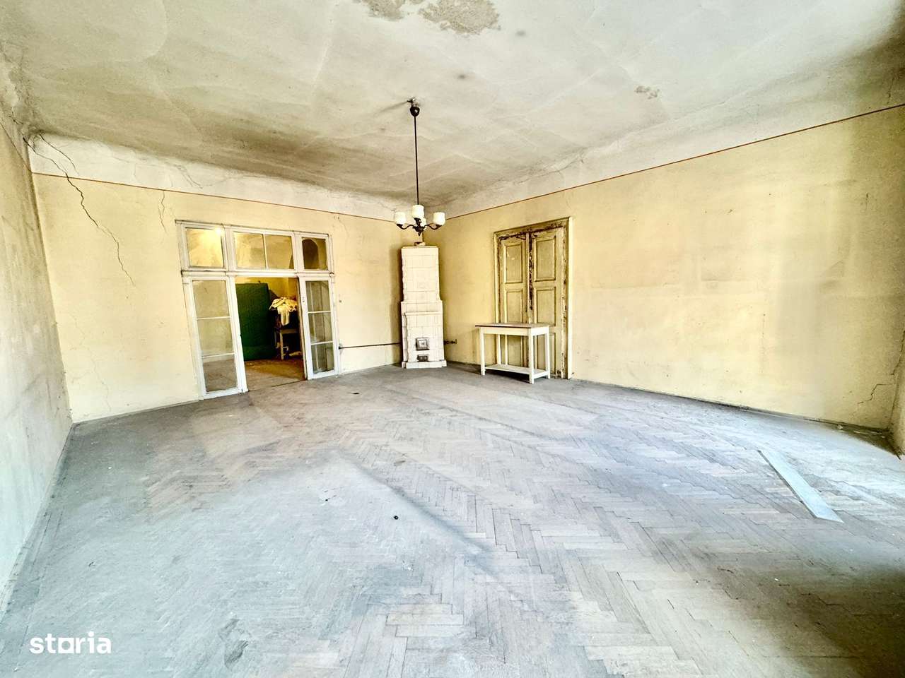 Apartament 2 camere 69mp/parcare  - cladire an 1654 - Centru istoric - Imagine principală: 4/18
