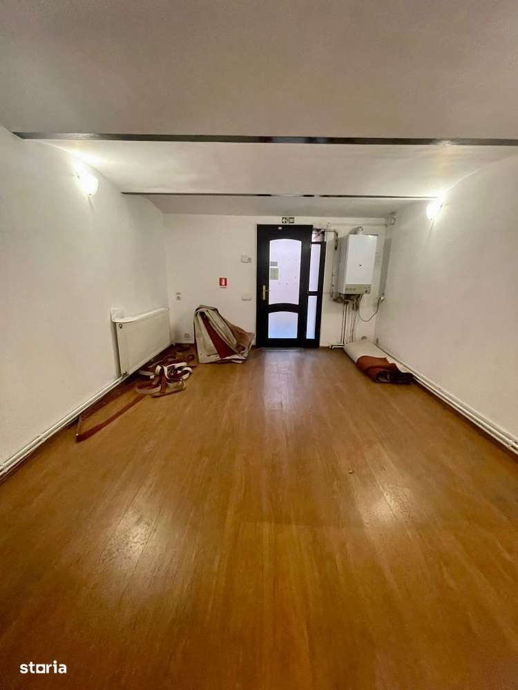 Spatiu pretabil birouri de vanzare - Imagine principală: 2/8