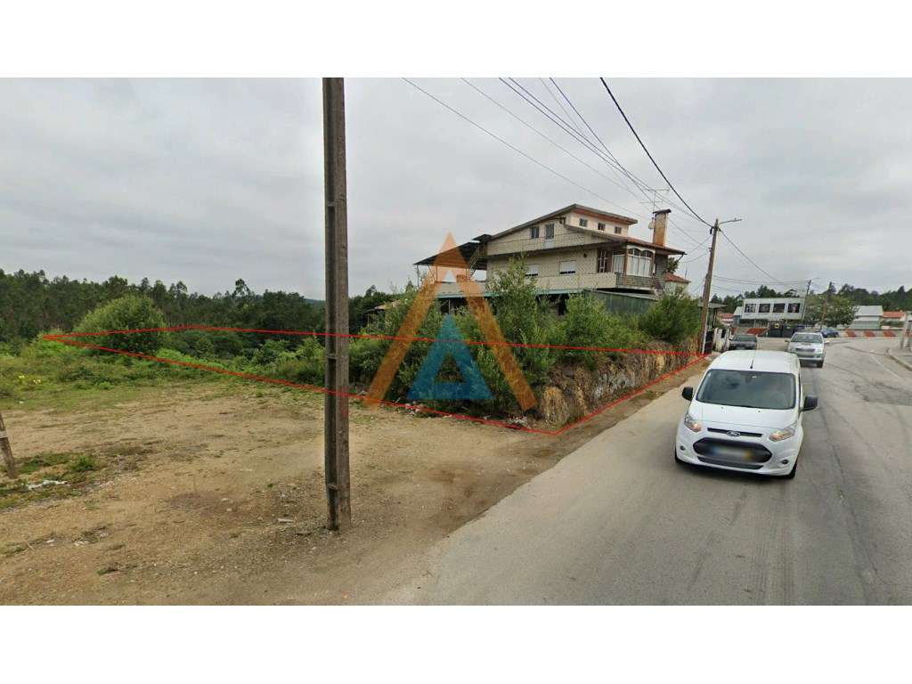 Excelente para construção de moradia térrea - Grande imagem: 2/9