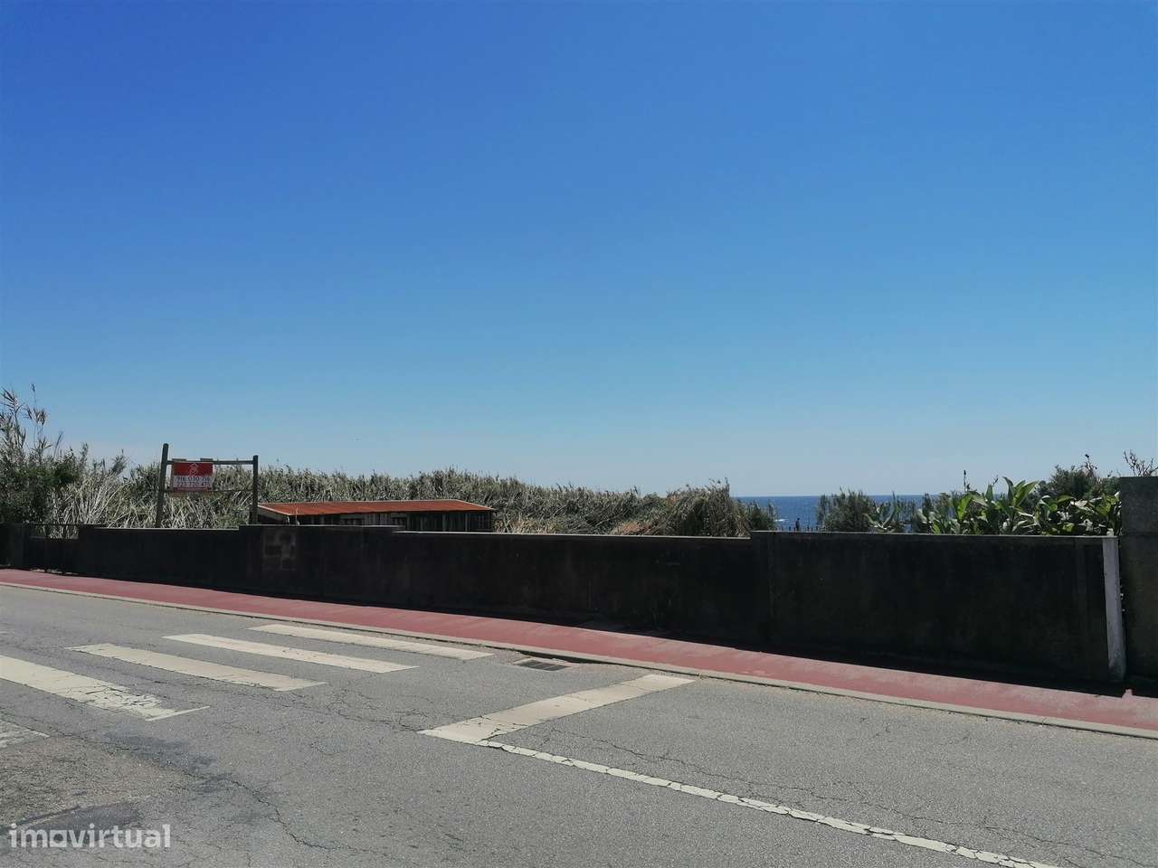 Terreno junto à Praia - Grande imagem: 4/36