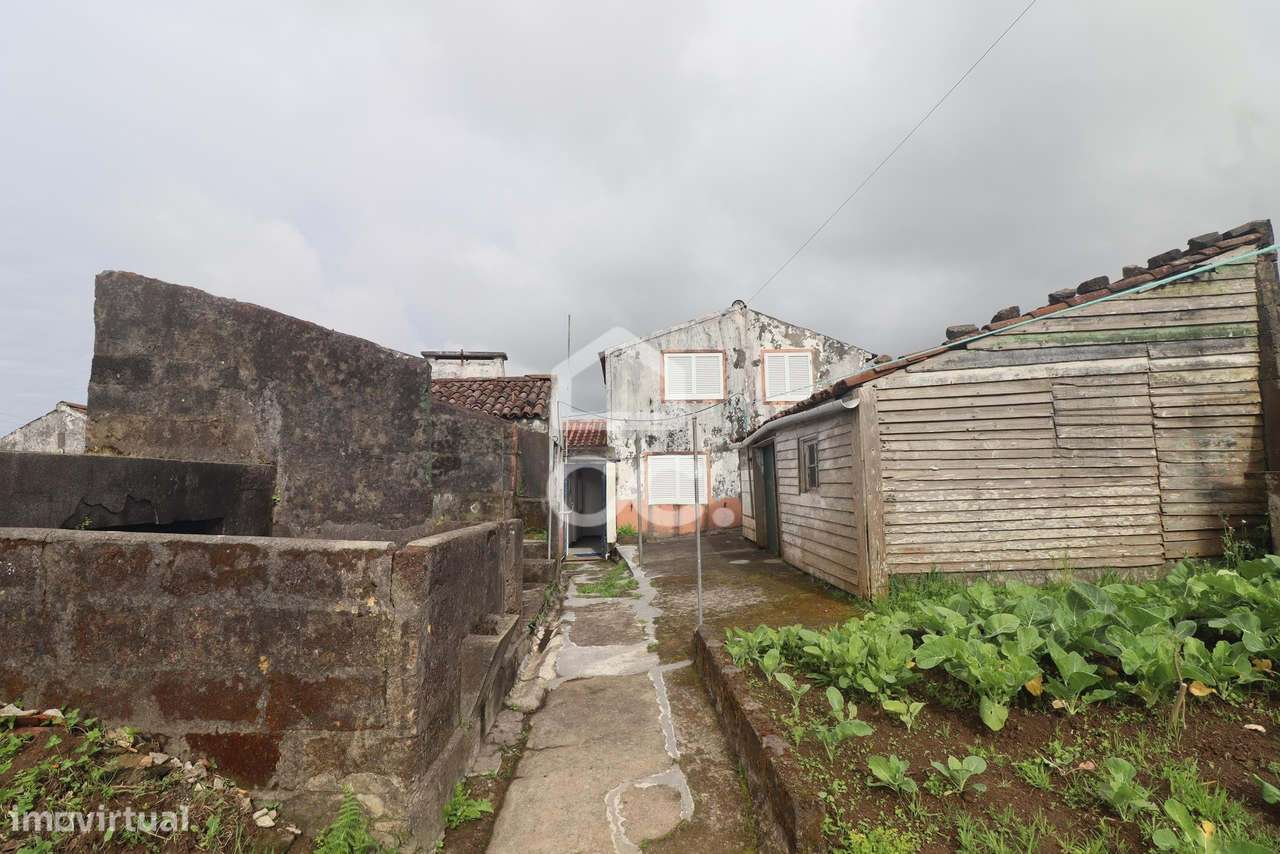 Moradia com 3 Quartos - Algarvia - Nordeste-11