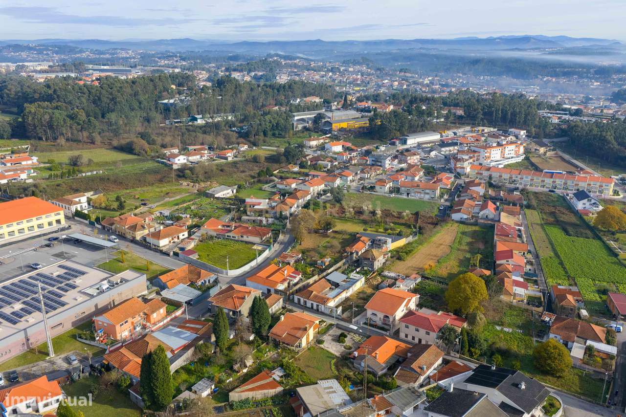 Terreno em Lourosa - Grande imagem: 5/23