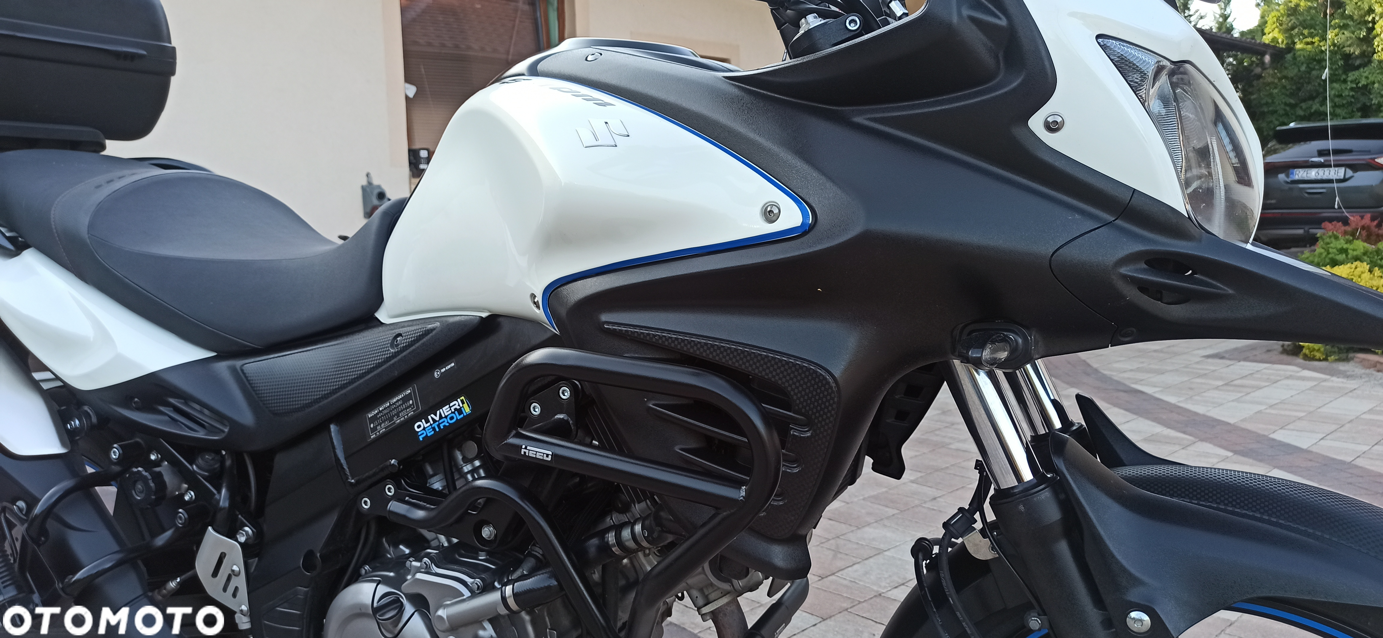 Suzuki V-STROM - 25